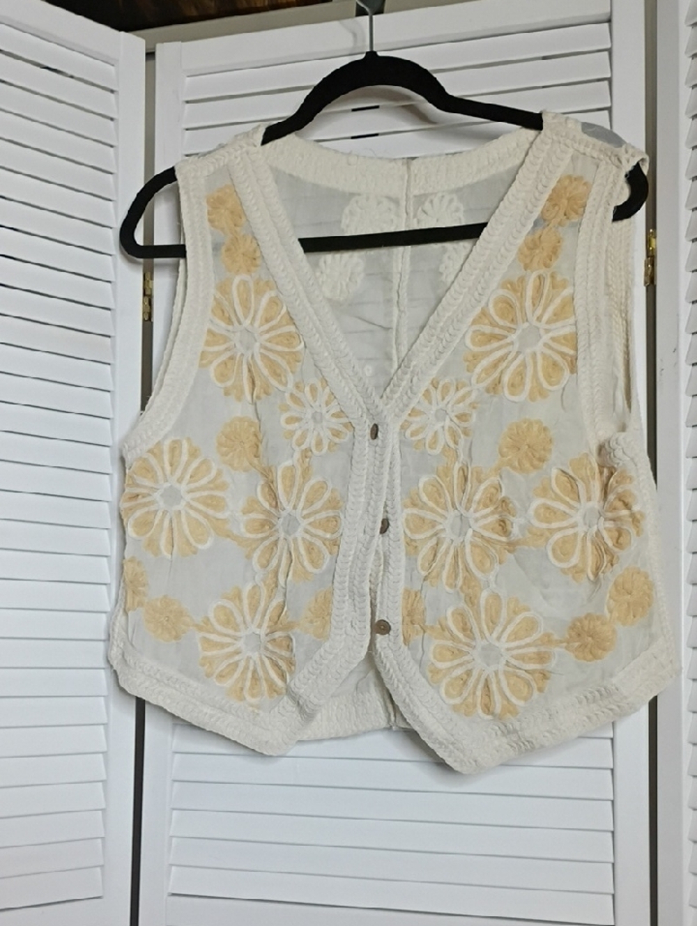 Vest - Picture 2 of 2